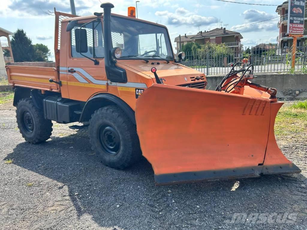 Mercedes-Benz unimog Skříňová nástavba