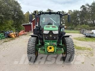 John Deere 6130 R Traktory