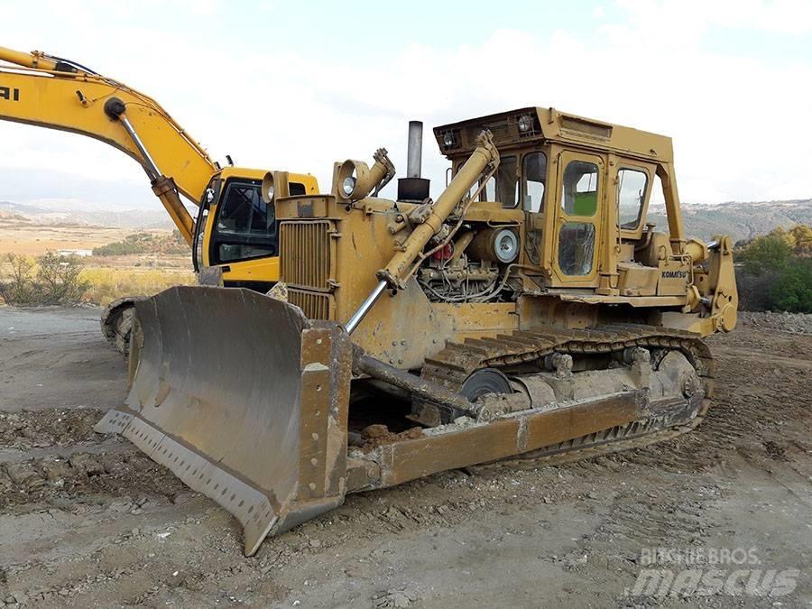 Komatsu D 155 A-1 Pásové dozery