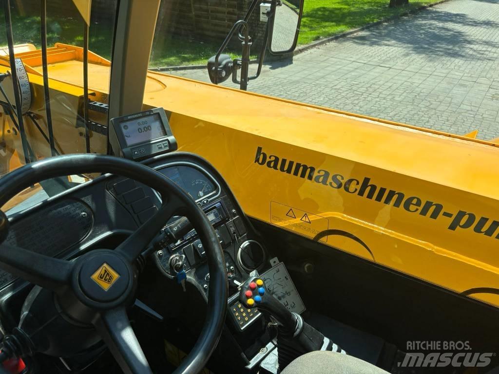 JCB 541-70 Teleskopické manipulátory