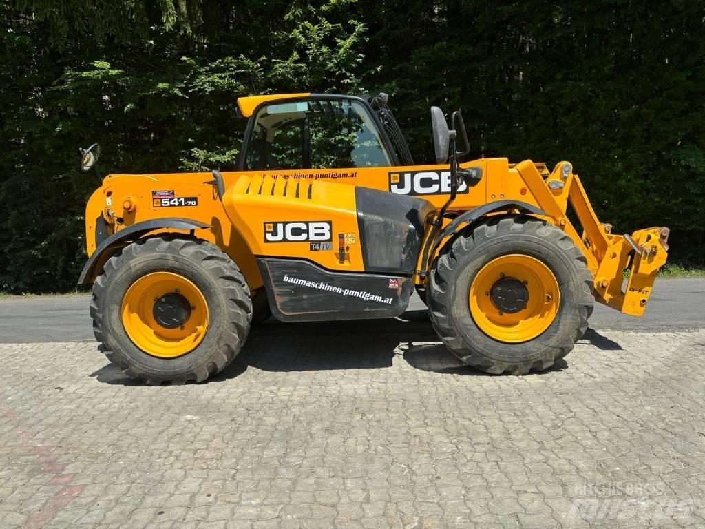 JCB 541-70 Teleskopické manipulátory