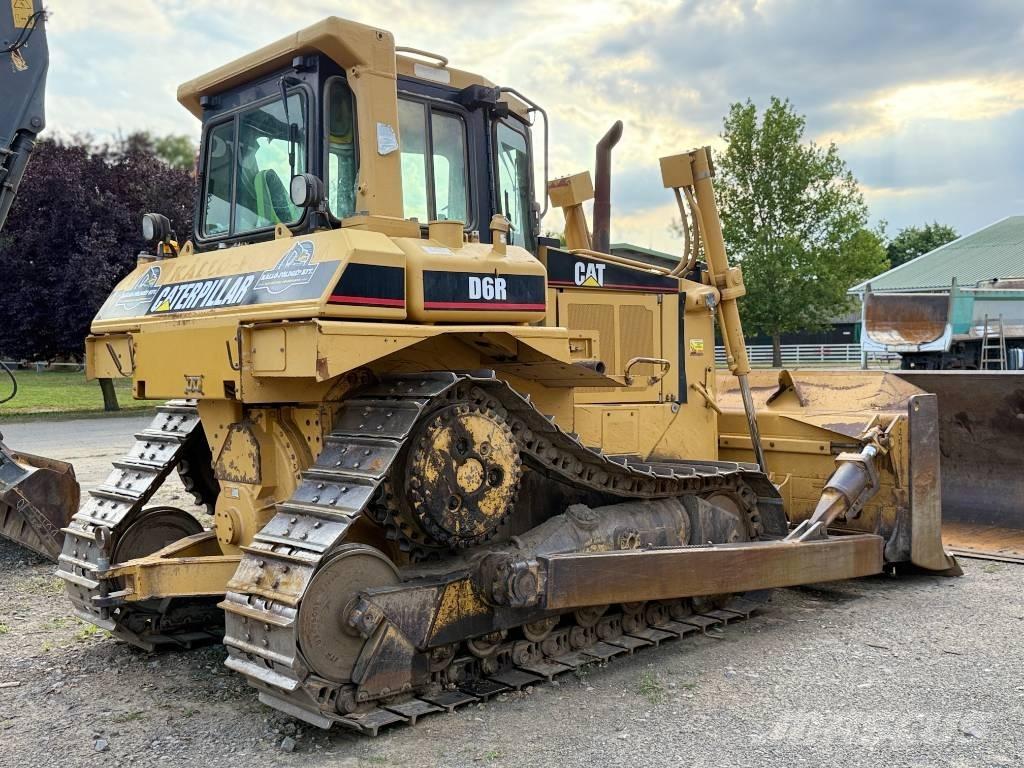 CAT D 6 R Pásové dozery
