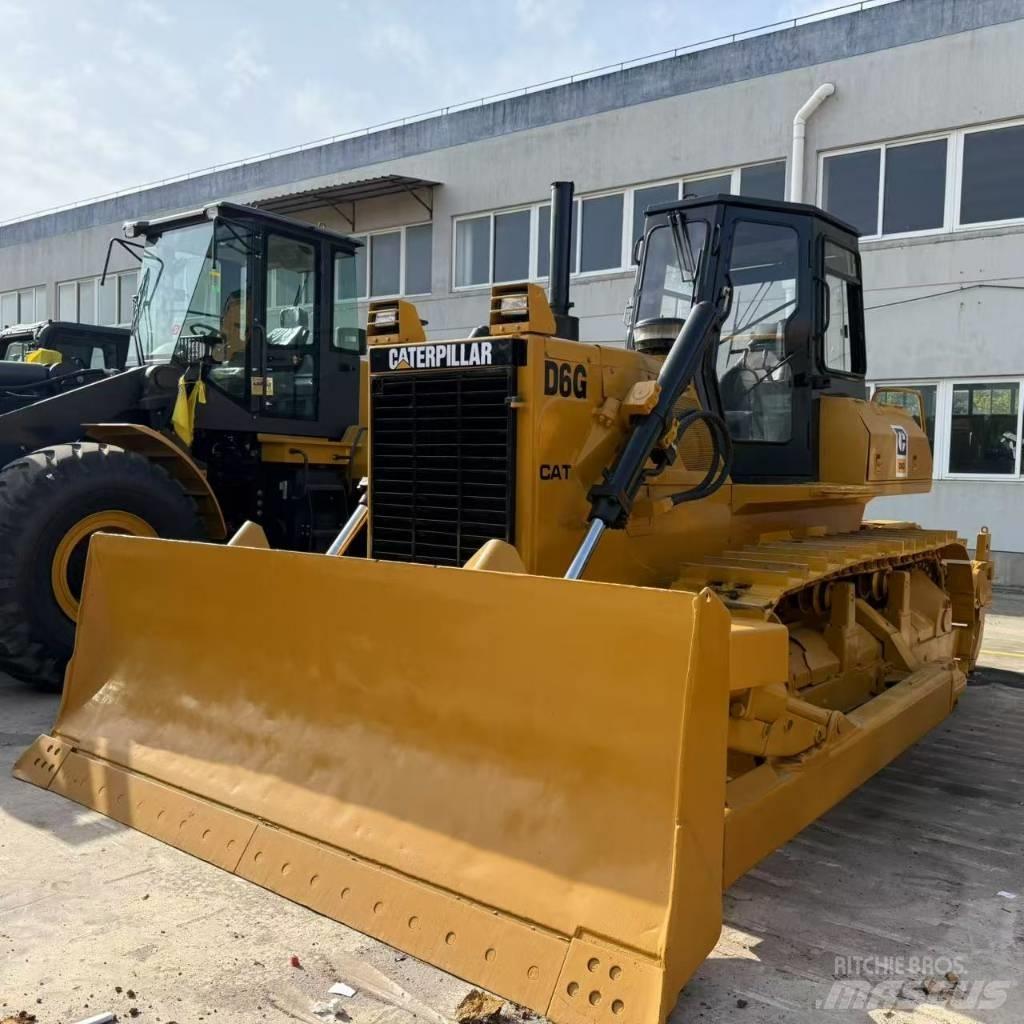 CAT D 6 G Pásové dozery
