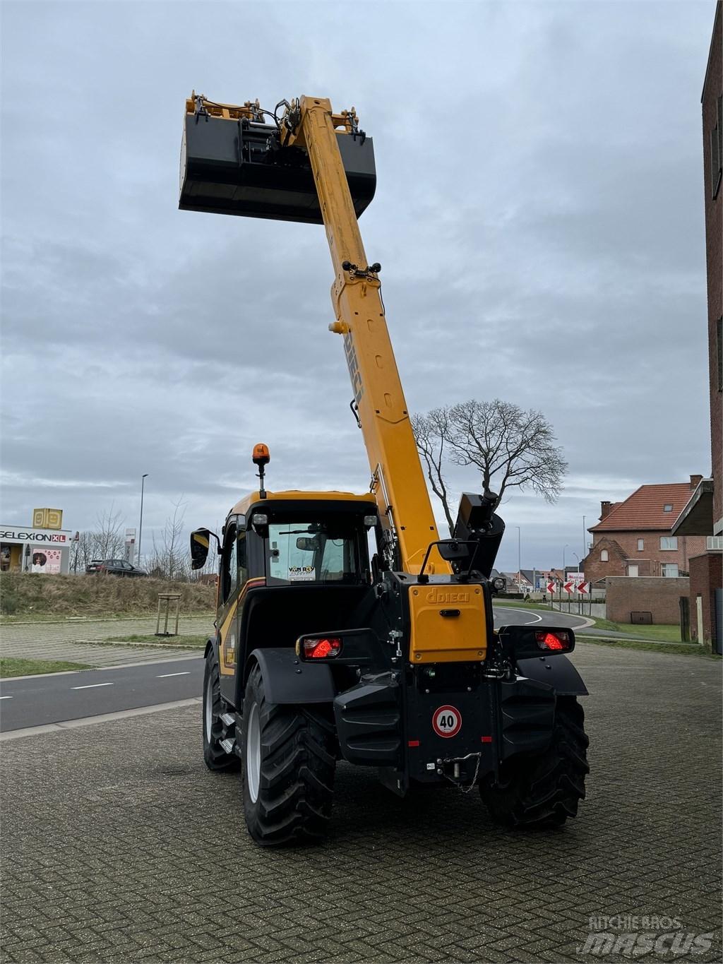 Dieci Agri plus 42.7 Teleskopické nakladače pro zemědělství