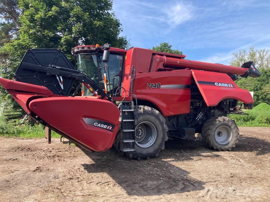 Case IH 7140 Sklízecí mlátičky