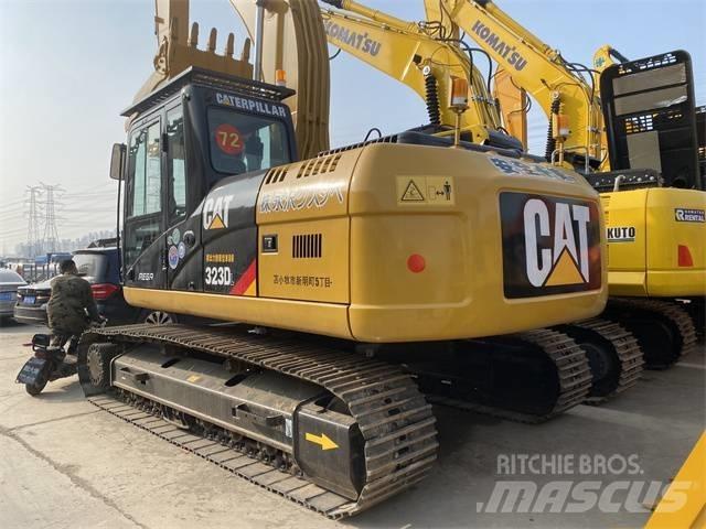 CAT 323 D L Pásová rýpadla