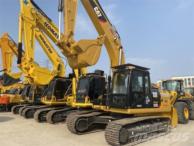 CAT 323 D L Pásová rýpadla