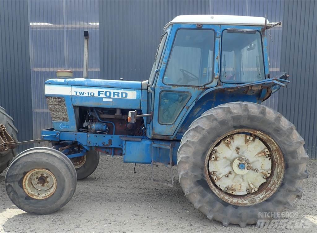 Ford TW10 Traktory