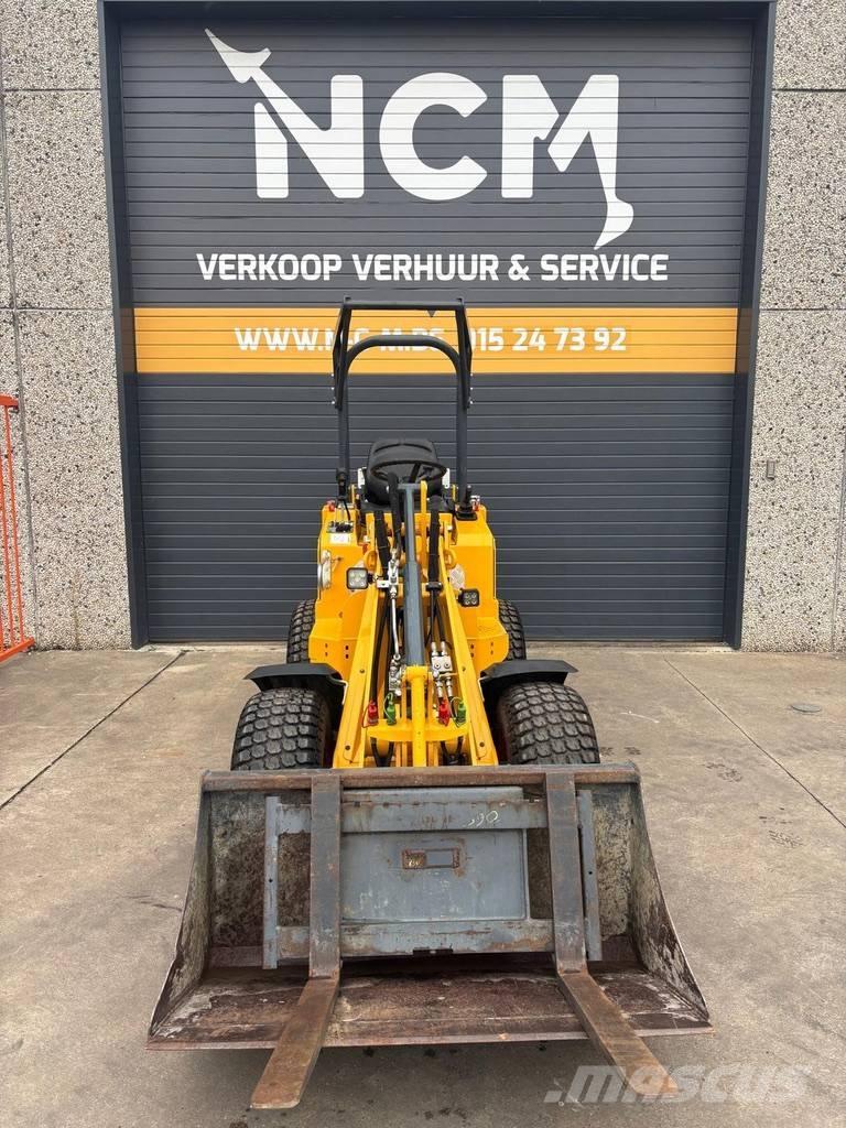 Knikmops KM 130 Kolové nakladače