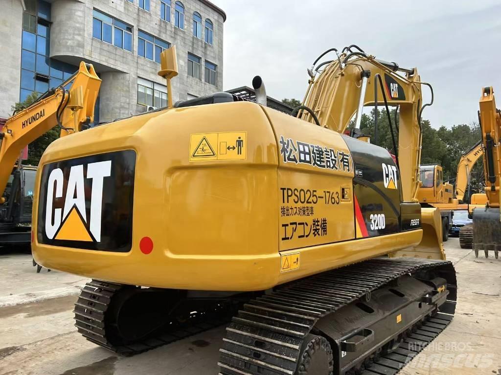 CAT 320 Pásová rýpadla