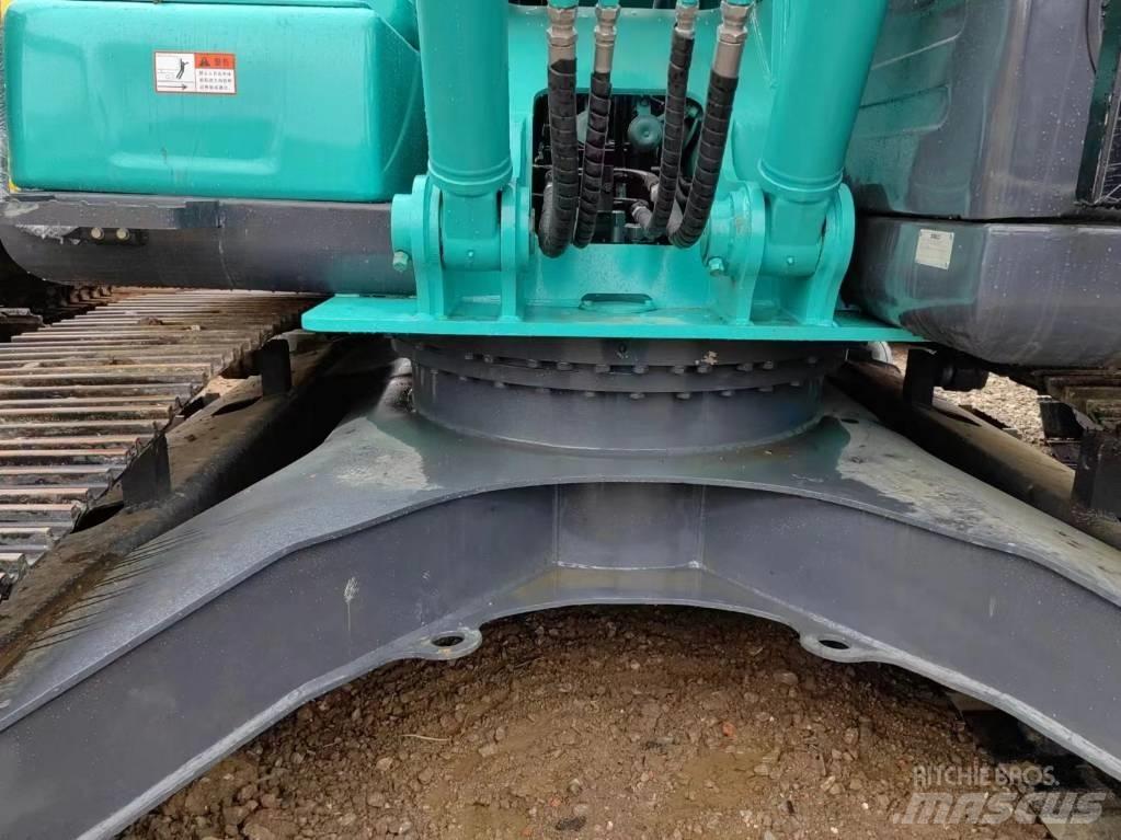 Kobelco SK200超8 Pásová rýpadla