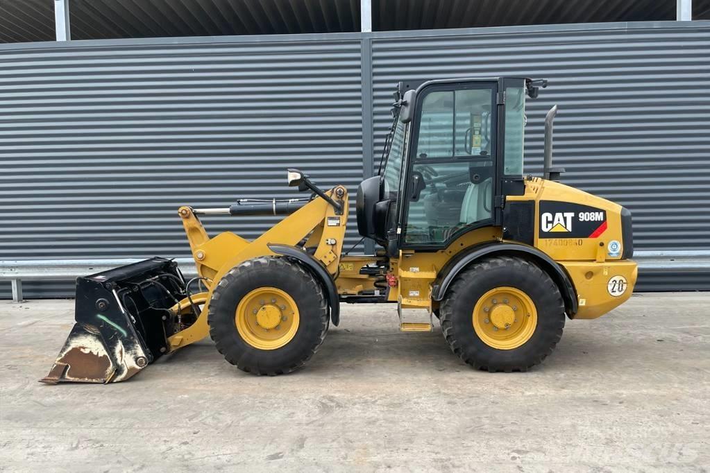CAT 908M Kolové nakladače