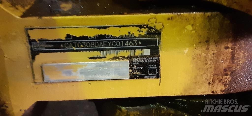 CAT 308 Midi rýpadla 7t - 12t