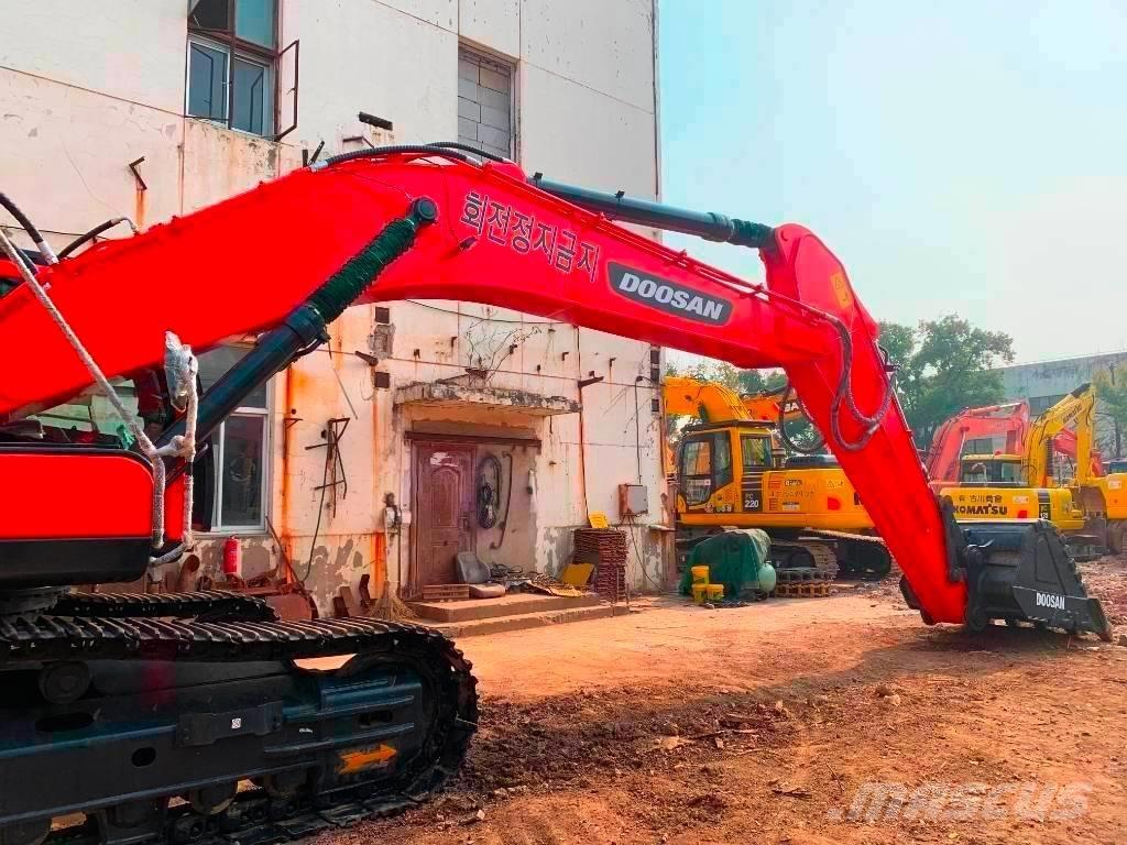 Doosan DX 340 LCA Pásová rýpadla