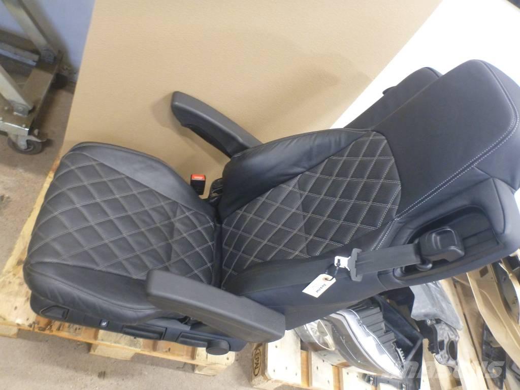 Mercedes-Benz Actros Kabiny a interiér