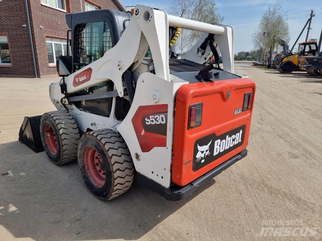 Bobcat S 530 Smykem řízené nakladače
