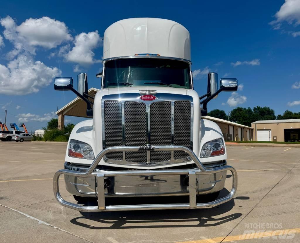 Peterbilt 579 Tahače