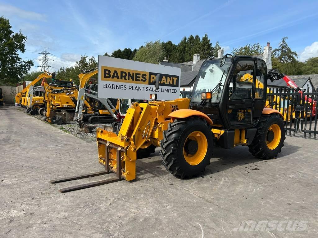 JCB 530-70 Teleskopické manipulátory