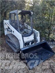 Bobcat T 450 Smykem řízené nakladače