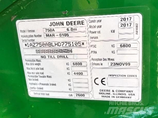 John Deere 750 A Mechanické secí stroje