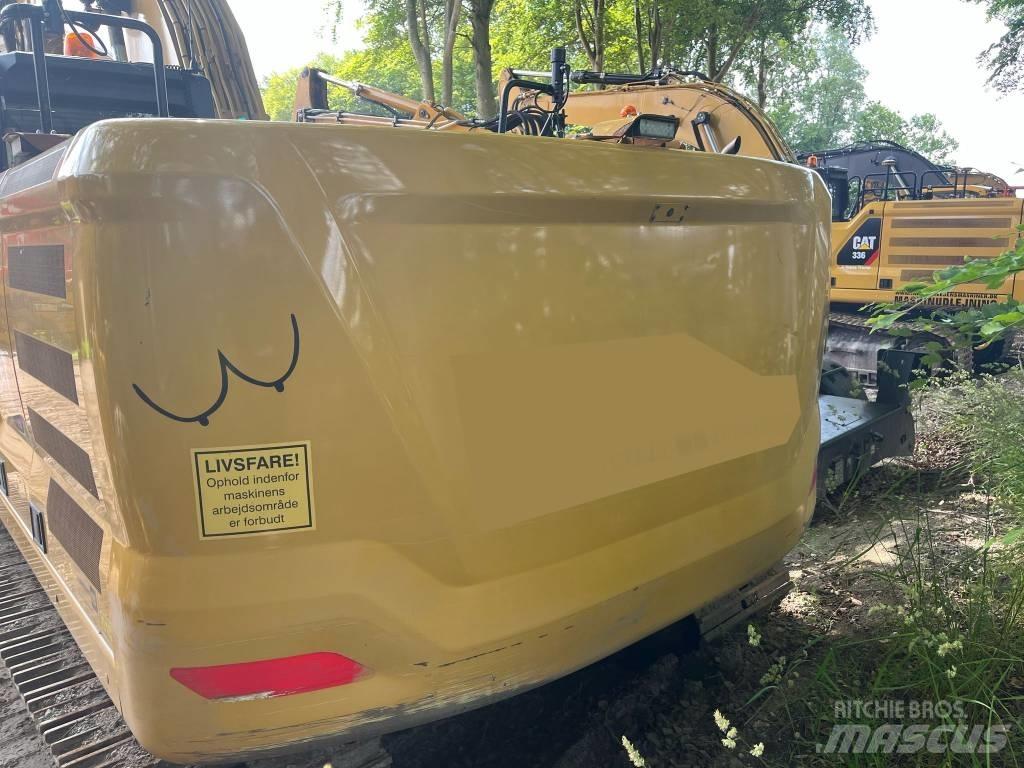 CAT 323 Pásová rýpadla