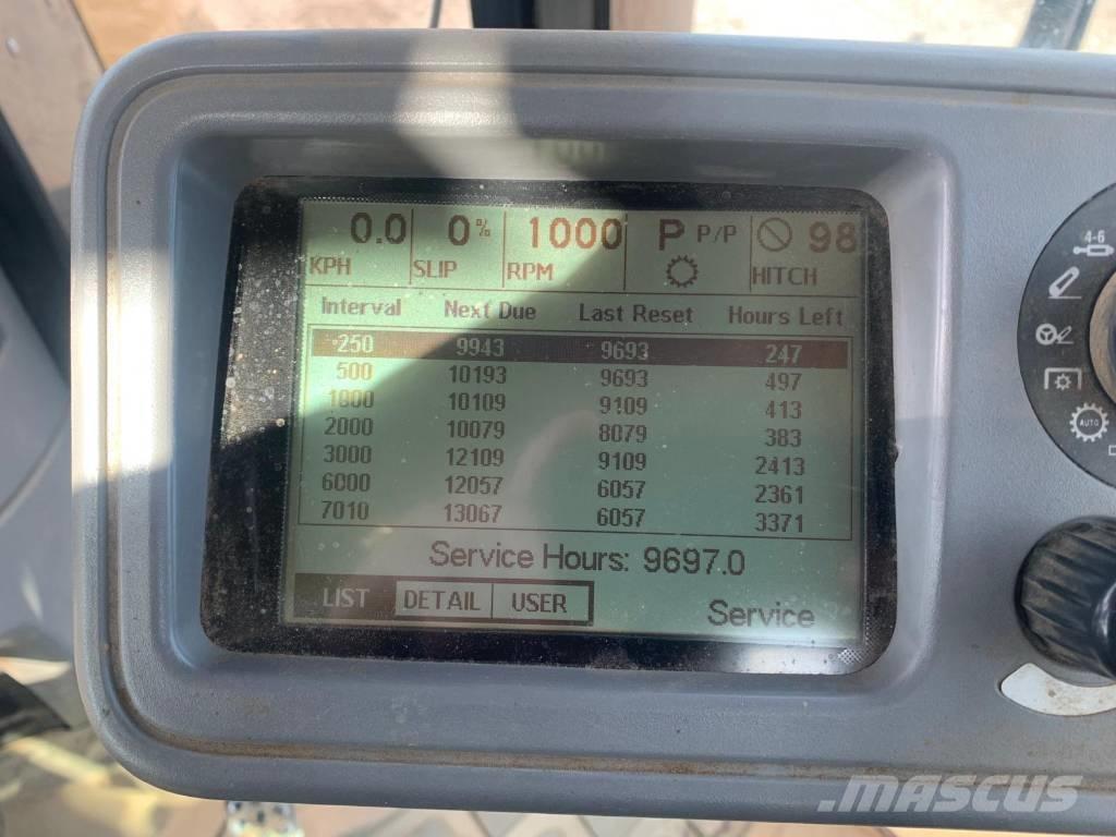 Challenger MT 765 B Traktory