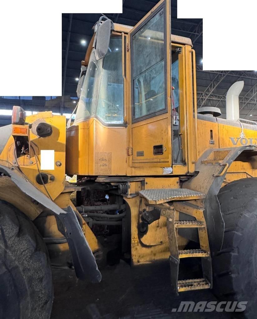 Volvo L 120 E Kolové nakladače