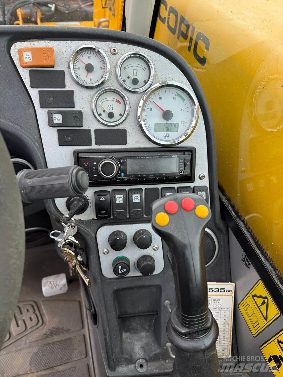 JCB  Teleskopické manipulátory
