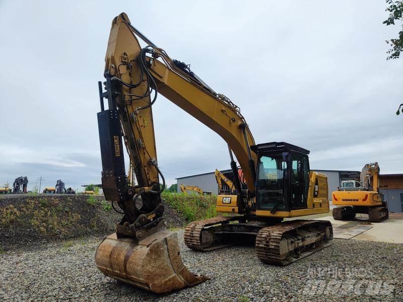CAT 323 (07B) Pásová rýpadla