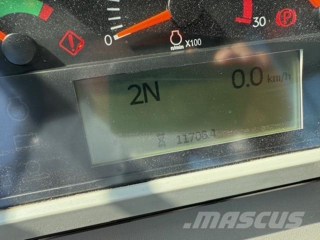 CAT 950M Kolové nakladače