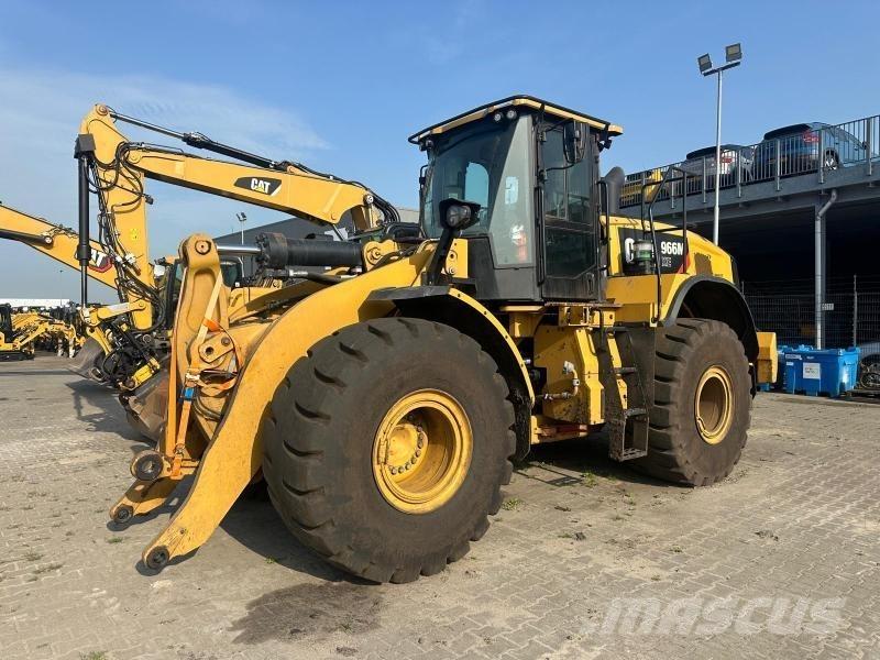 CAT 966M XE Kolové nakladače