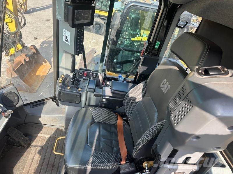 CAT 966M XE Kolové nakladače