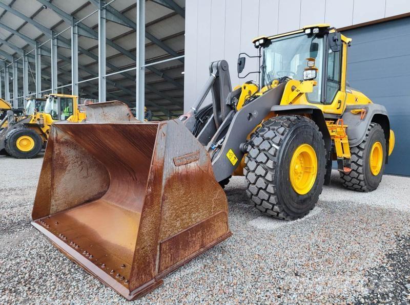 Volvo L120H Kolové nakladače