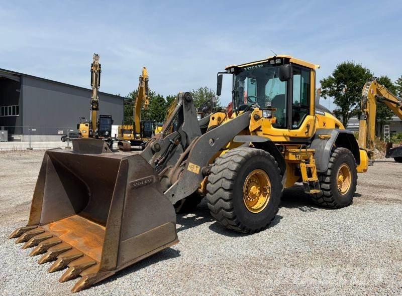 Volvo L90H Kolové nakladače