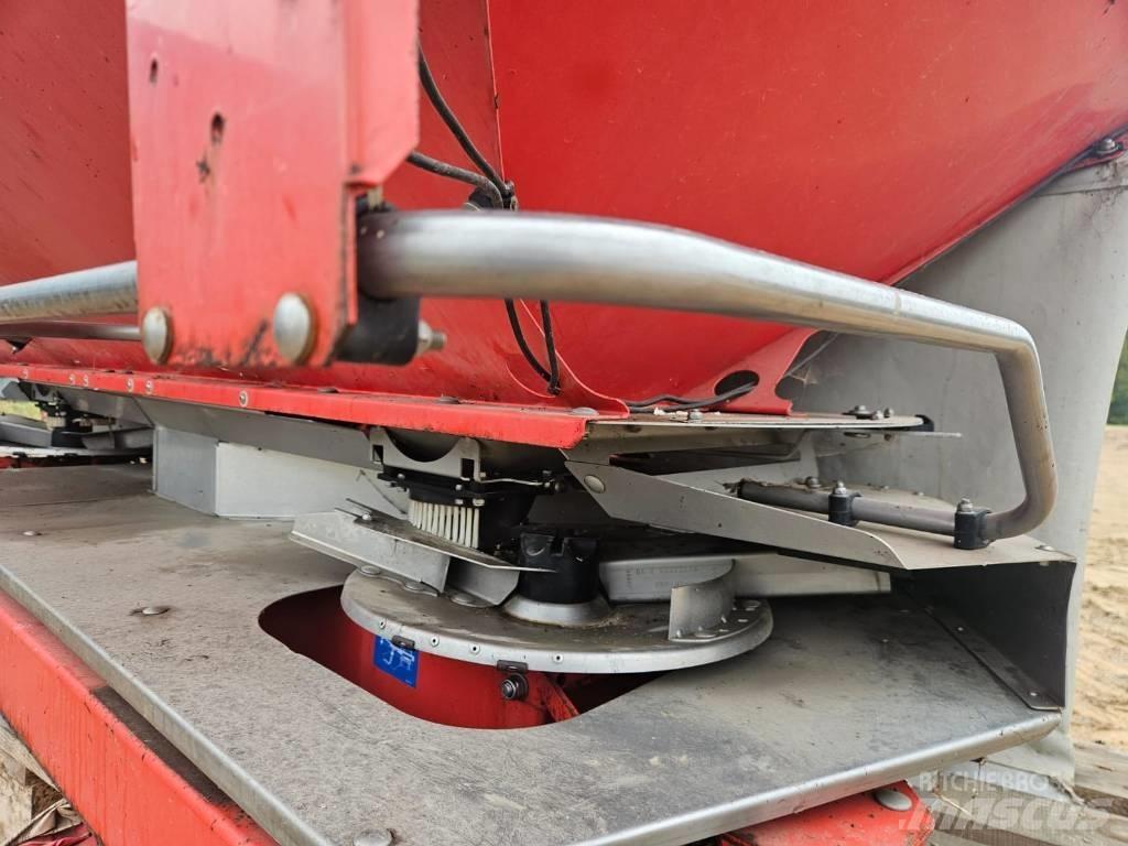 Rauch Axera H 1101 Rozmetadlo minerálních hnojiv