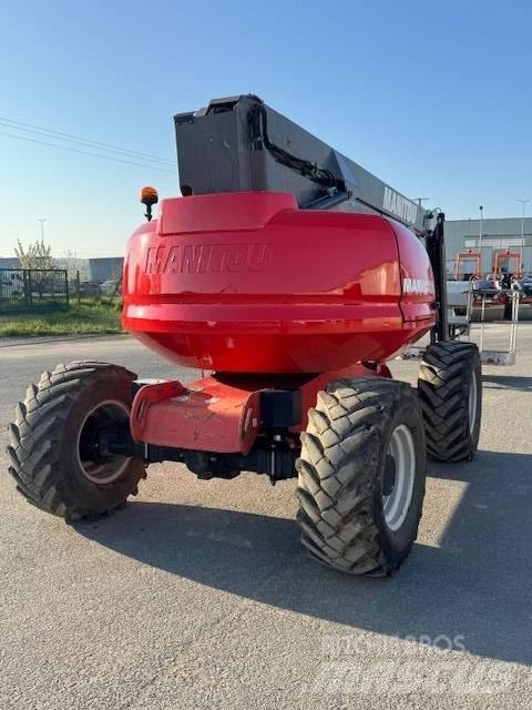 Manitou 200 ATJ Kompaktní samohybné kloubové plošiny