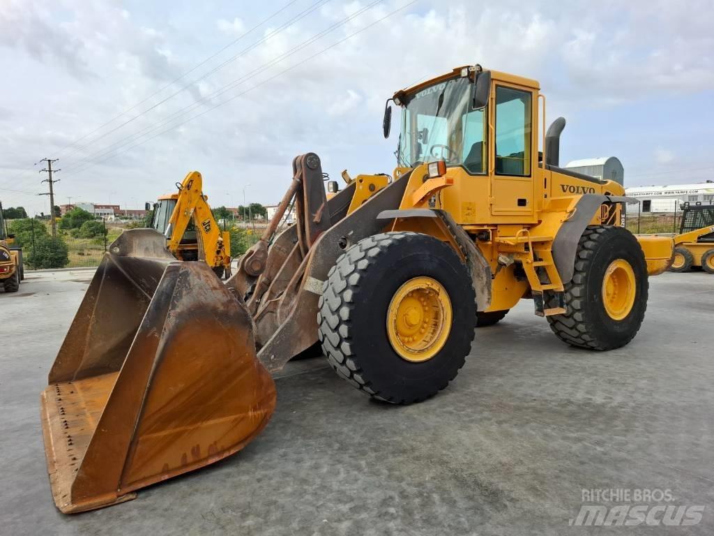 Volvo L 120 E Kolové nakladače