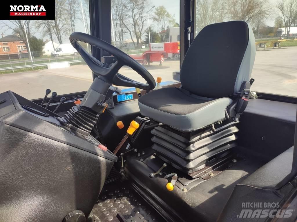 MTZ Belarus 82.1 Traktory