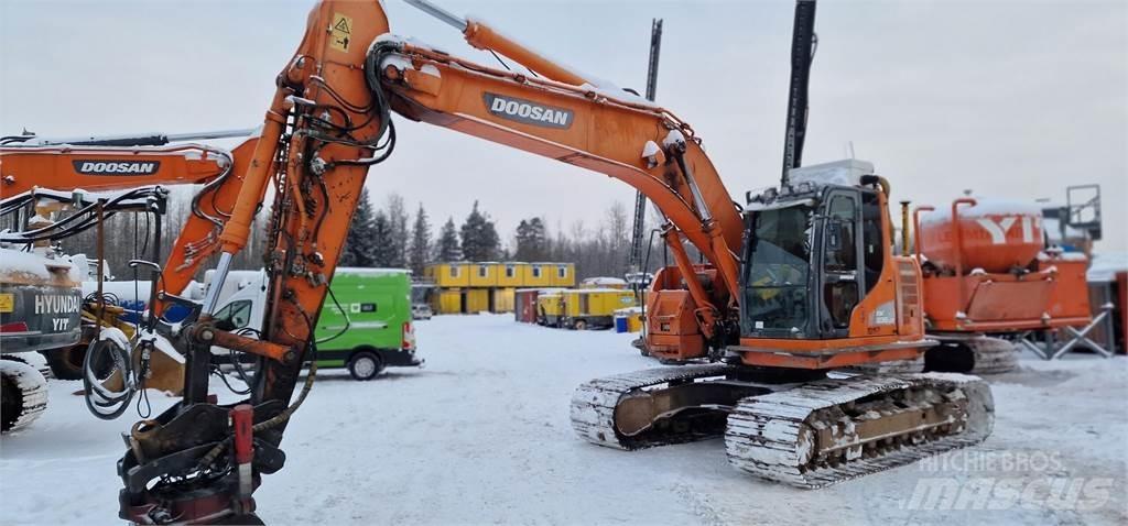 Doosan DX235LCR Pásová rýpadla