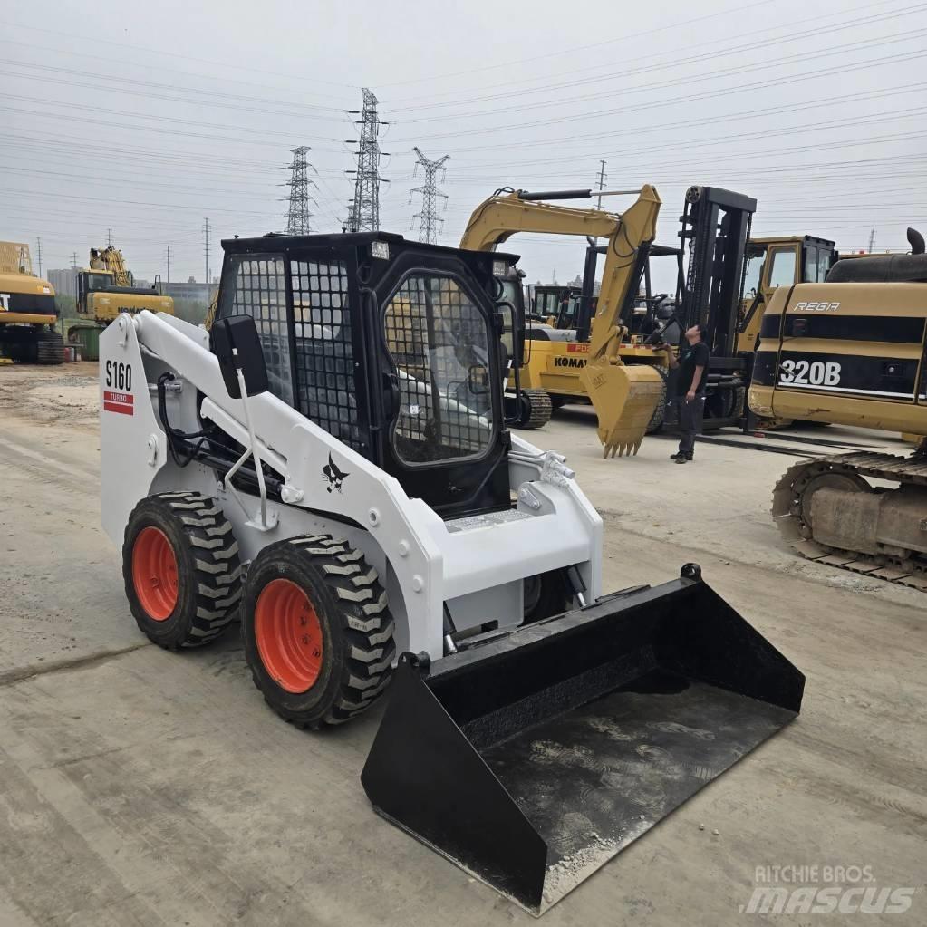 Bobcat S 160 Smykem řízené nakladače