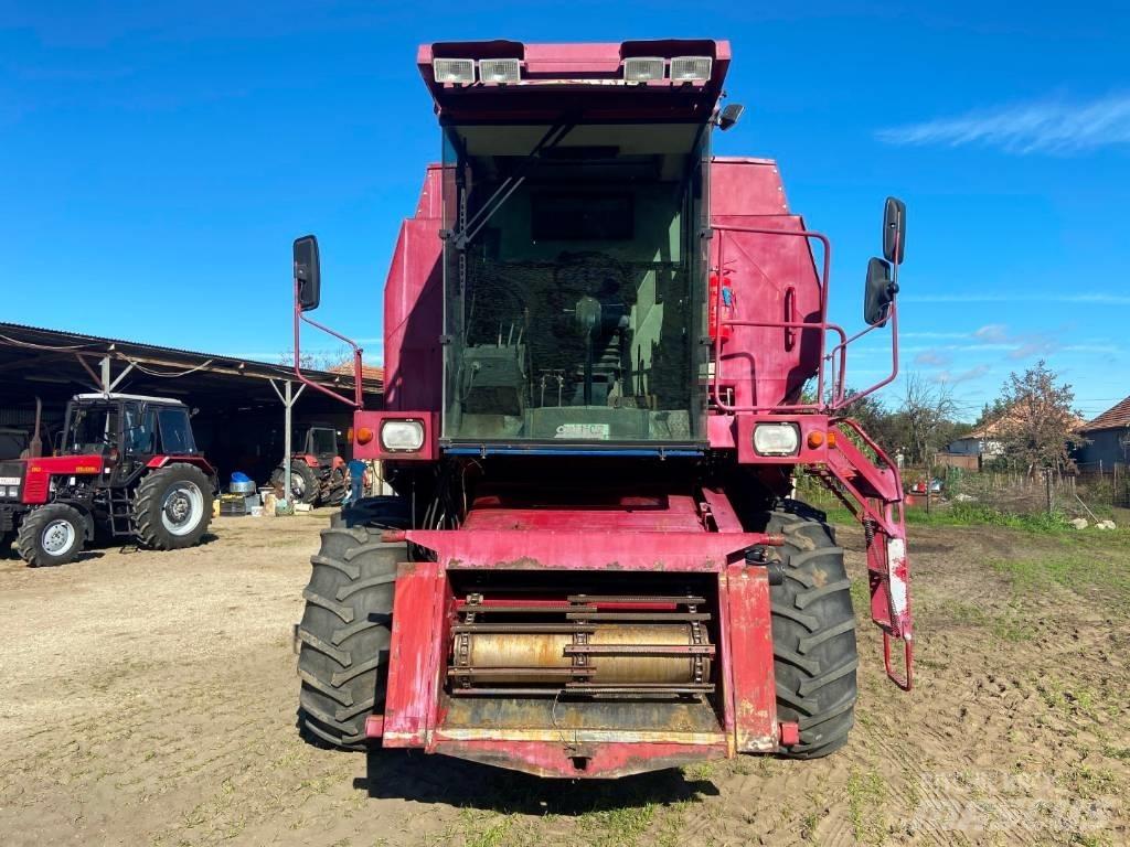 Case IH 521 Sklízecí mlátičky