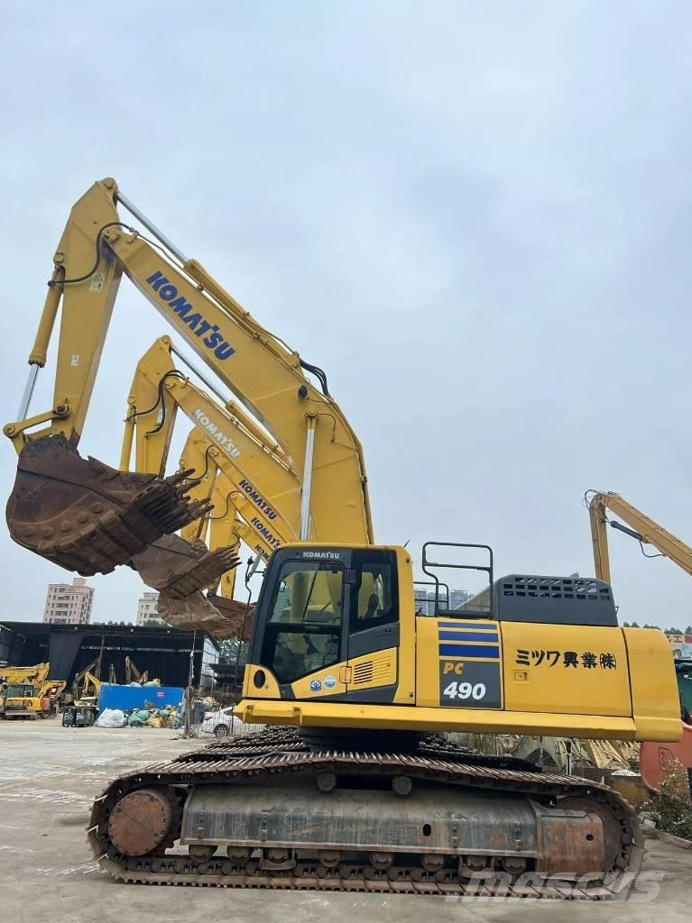 Komatsu PC490-10 Pásová rýpadla