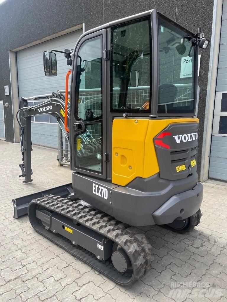 Volvo EC27D Mini rýpadla < 7t