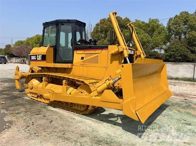 CAT D 6 G Pásové dozery