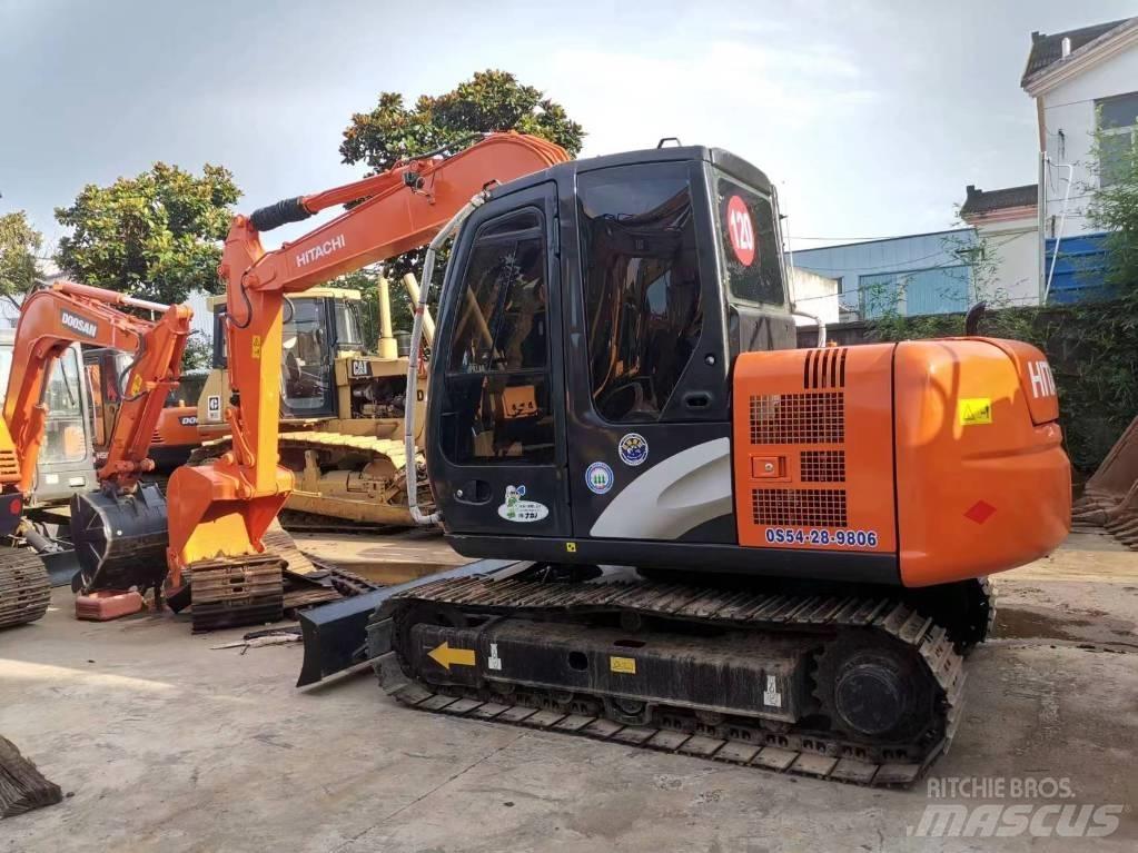 Hitachi ZX 70-5A Midi rýpadla 7t - 12t