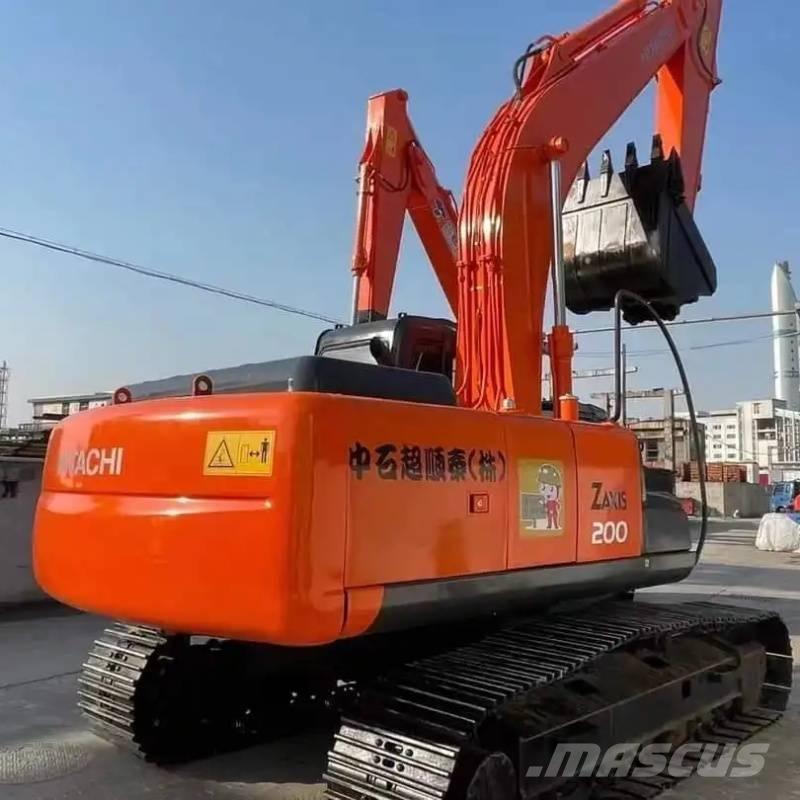 Hitachi ZX 200 Pásová rýpadla