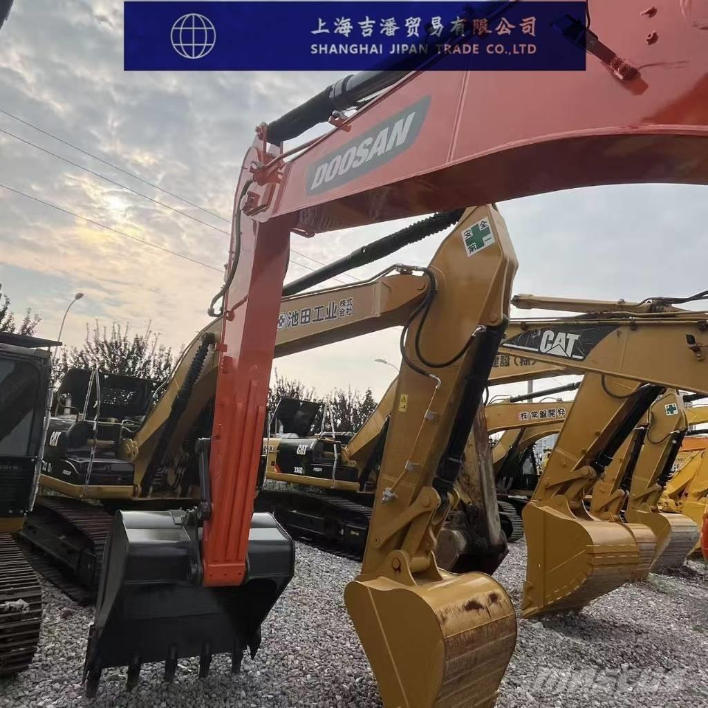 Doosan DX 300 Pásová rýpadla