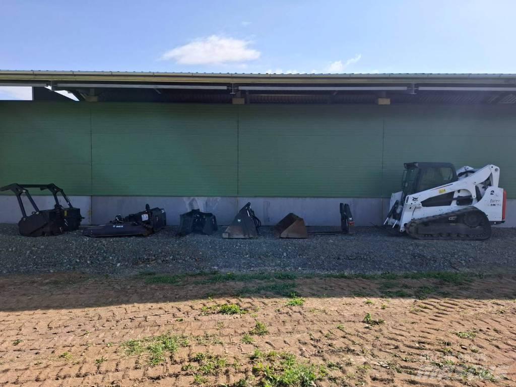 Bobcat T 770 Smykem řízené nakladače