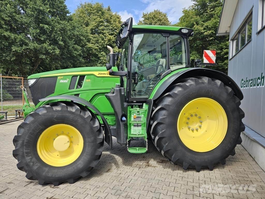 John Deere 6R195 Traktory