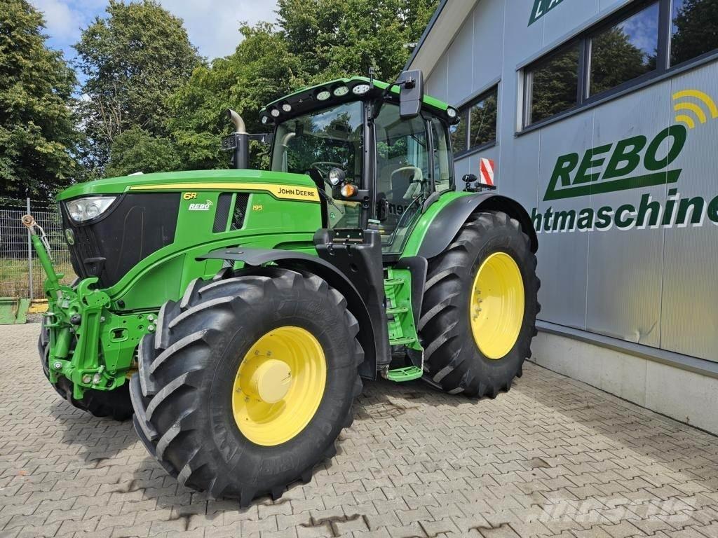 John Deere 6R195 Traktory